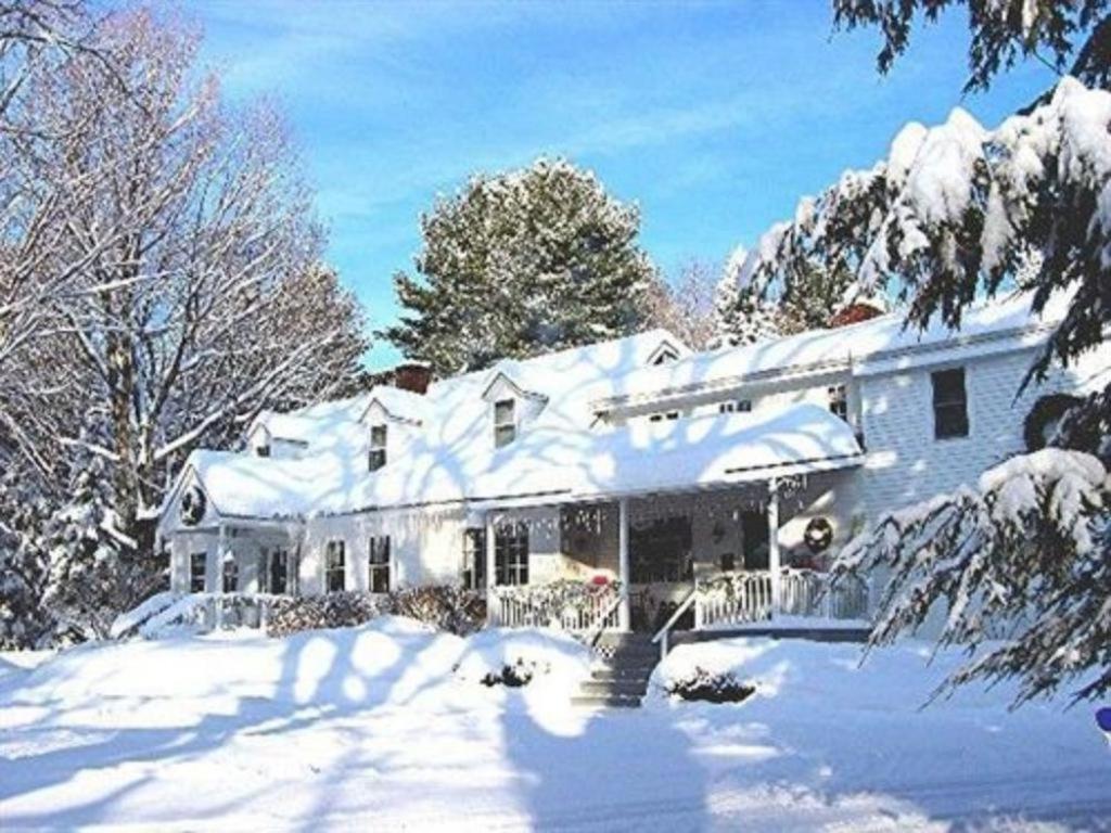 Buttonwood Inn On Mount Surprise North Conway Extérieur photo